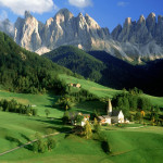 Sfondo HD paesaggio di montagna francese