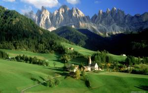 Sfondo HD paesaggio di montagna francese