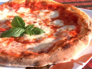 Immagine pizza margherita napoletana