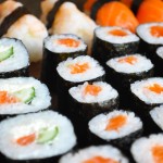 Sfondo sushi al salmone